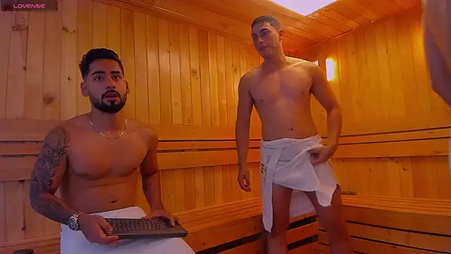 Snapshot of mike_friends chatting on September 25, 1:20 am mike friends online show from September 25, 1:20 am