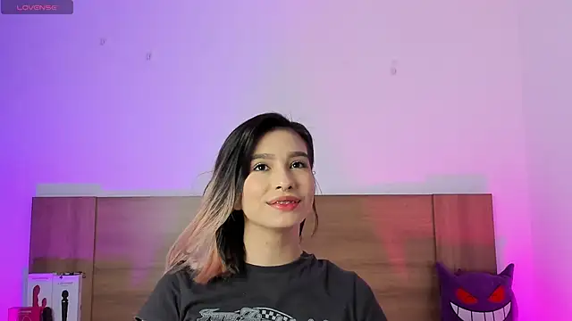 Akatsumi  online show from December 3, 9:13 pm