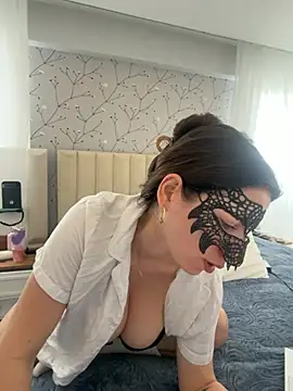 Snapshot of 0gece0 chatting on April 9, 8:31 am 0gece0 online show from April 9, 8:31 am