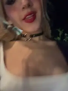 Snapshot of SweetBunnyGF chatting on September 21, 12:12 am SweetBunnyGF online show from September 21, 12:12 am