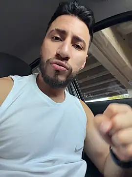 Snapshot of Thiago_Hill chatting on July 17, 10:36 pm Thiago Hill online show from July 17, 10:36 pm