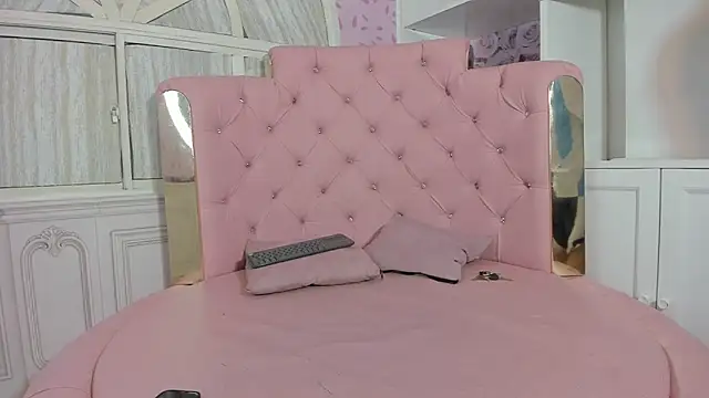 Snapshot of Dani_rivass chatting on September 24, 11:02 am Dani rivass online show from September 24, 11:02 am