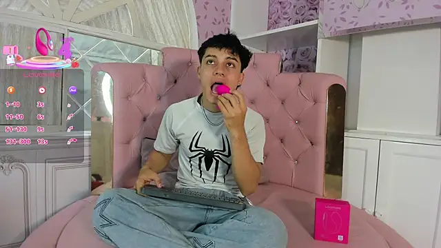 Snapshot of Dani_rivass chatting on October 11, 11:31 am Dani rivass online show from October 11, 11:31 am