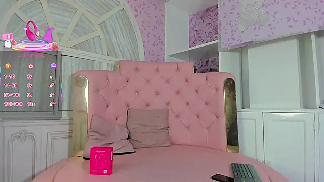 Snapshot of Dani_rivass chatting on October 12, 11:09 am Dani rivass online show from October 12, 11:09 am