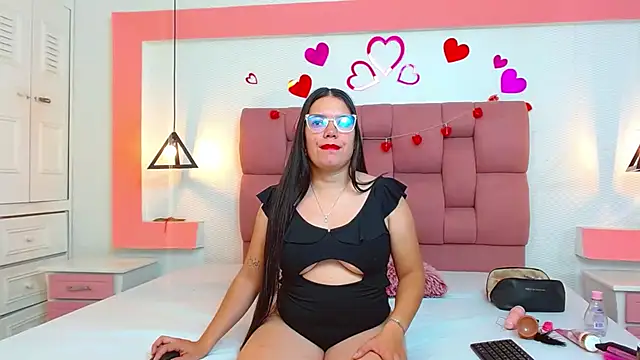 MelanyCruzz online show from September 11, 1:11 pm