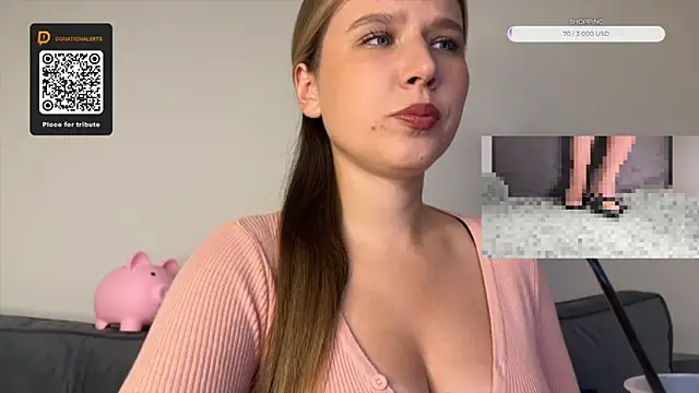 GoddessRoss online show from September 17, 7:04 pm