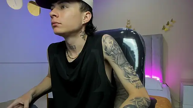 Nascary Fox online show from February 25, 7:23 pm