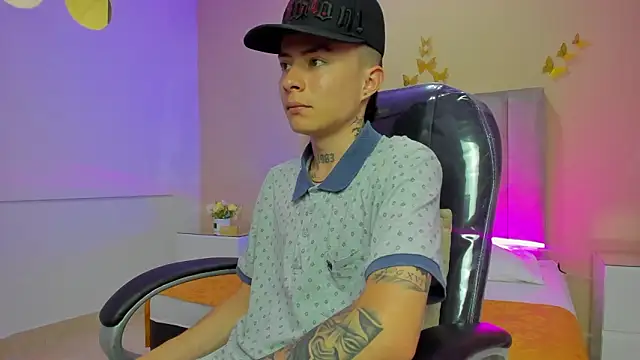 Nascary Fox online show from March 10, 7:41 pm