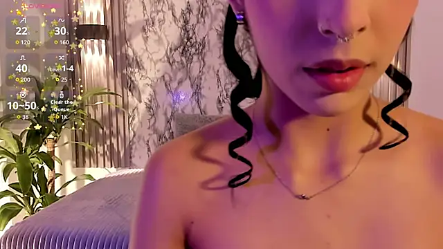 ChloeeMason online show from December 17, 11:05 am