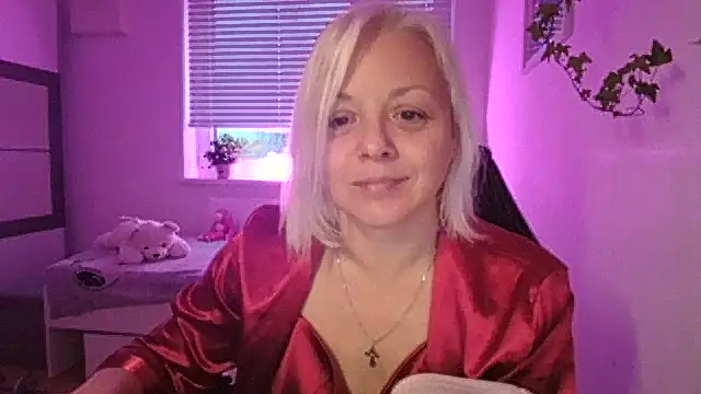 Linsy Kim online show from December 5, 6:55 am