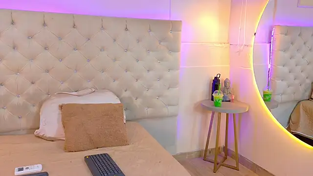 CathMellow online show from December 18, 2:06 am