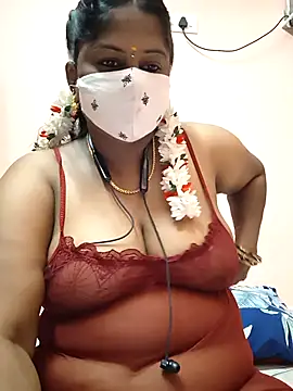 bakyasree143 online show from February 7, 7:39 pm