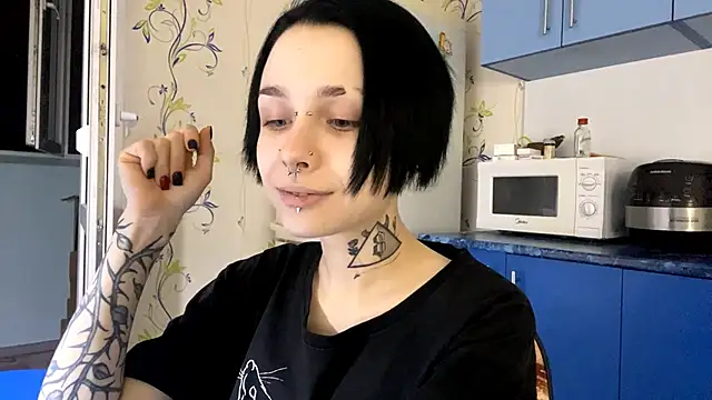 CandaceBlaze online show from September 25, 8:12 pm