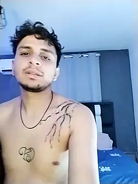 Snapshot of Yourprince0403 chatting on March 29, 4:23 am Yourprince0403 online show from March 29, 4:23 am