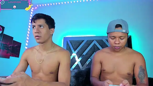 Robertmiller21 online show from October 3, 5:04 am