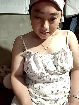 Snapshot of Sen900 chatting on September 12, 2:39 pm Sen900 online show from September 12, 2:39 pm