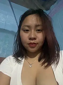 maianhcute online show from March 7, 2:36 pm