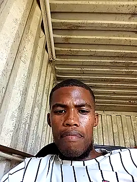 Basslanie online show from December 3, 11:30 am