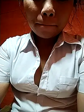 venu00 online show from October 10, 12:48 pm