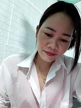 Singlemom69x online show from September 24, 3:32 am