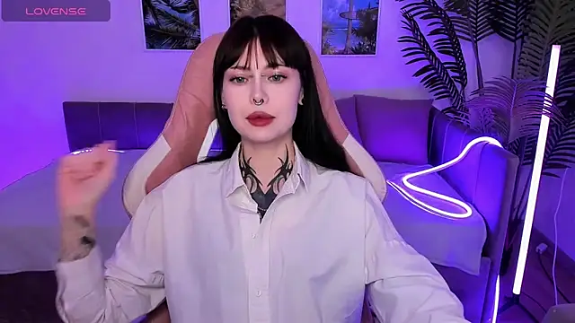 Morana Batt online show from October 14, 2:01 am