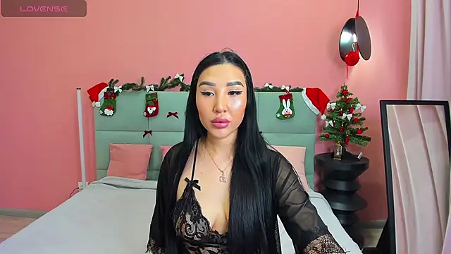 Jennifer Munoz online show from December 2, 1:33 am