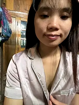 Ngoc-bbi online show from October 28, 1:42 am