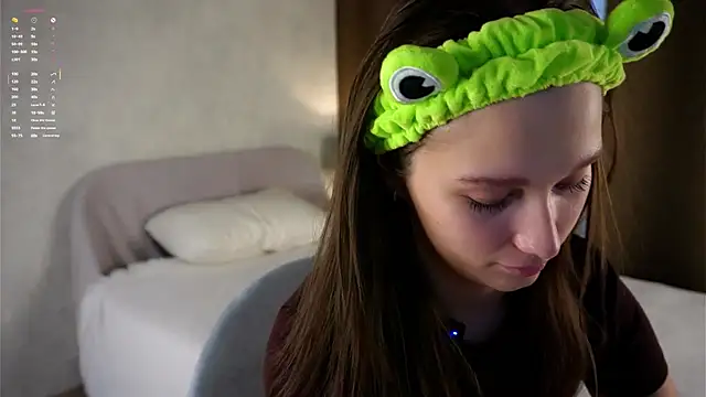 MelaniSeiver online show from October 20, 1:06 am