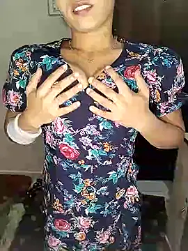 Savita2310 online show from November 12, 5:35 pm