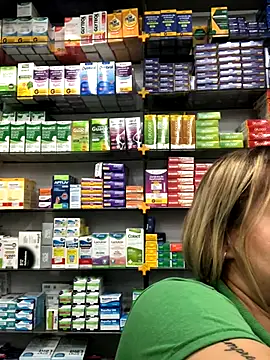 imoly99 online show from October 7, 8:50 pm