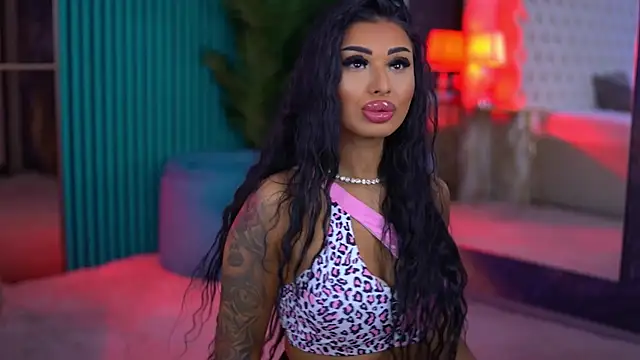 ArabellaPosh online show from November 16, 5:57 am