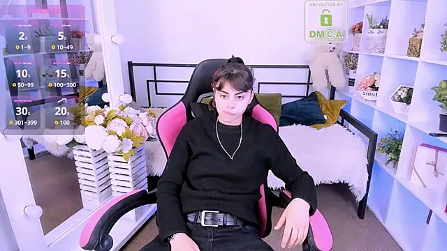 Cocoa Sins online show from October 19, 5:52 am