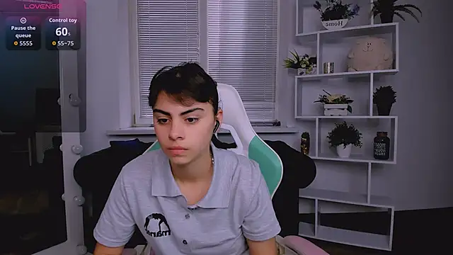 Cocoa Sins online show from November 2, 6:49 am