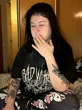 Snapshot of DazzzlingDame chatting on September 24, 1:20 am DazzzlingDame online show from September 24, 1:20 am