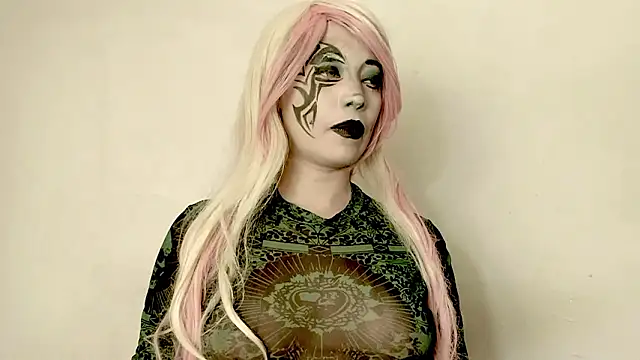 Snapshot of Akalidemon chatting on March 25, 5:02 am Akalidemon online show from March 25, 5:02 am