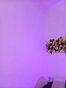 dulcelatin21 online show from October 7, 3:14 am