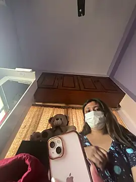 Snapshot of angelofyourworld chatting on March 27, 5:57 am angelofyourworld online show from March 27, 5:57 am