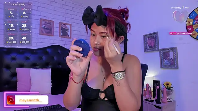 MAYASMITH   online show from September 14, 1:49 am