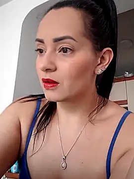 Snapshot of sarita_star chatting on April 20, 3:04 pm sarita star online show from April 20, 3:04 pm