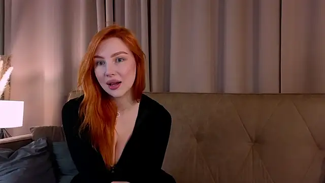 Snapshot of TashaAlea chatting on September 19, 6:08 pm TashaAlea online show from September 19, 6:08 pm