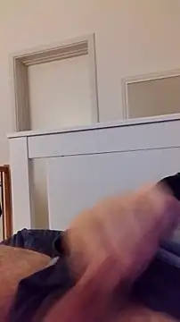 NewJoiner online show from February 7, 10:24 pm