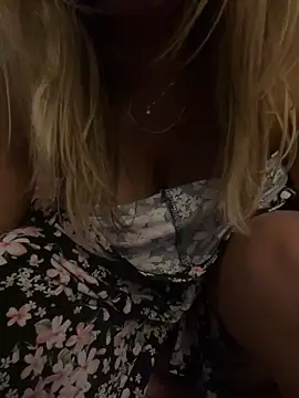 Horny milf69 online show from September 24, 10:02 pm