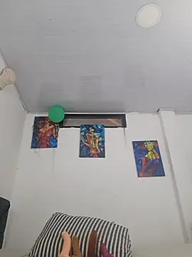 zoe stp latina online show from November 1, 7:05 pm