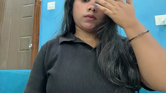 Aaradhya Sharma online show from March 22, 10:07 am