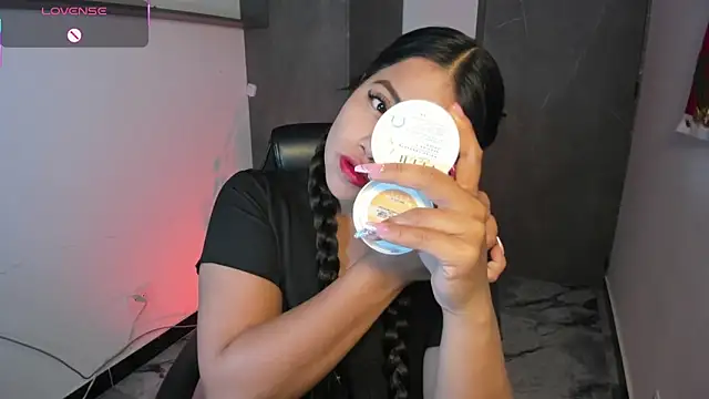 Victoria b  online show from December 20, 7:54 pm