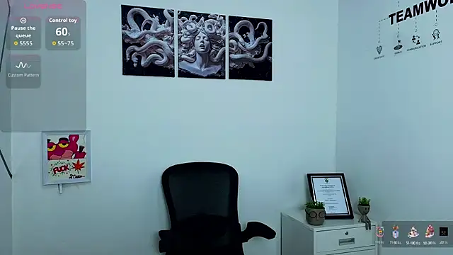 Snapshot of melody-rouss chatting on October 11, 10:14 am melody-rouss online show from October 11, 10:14 am