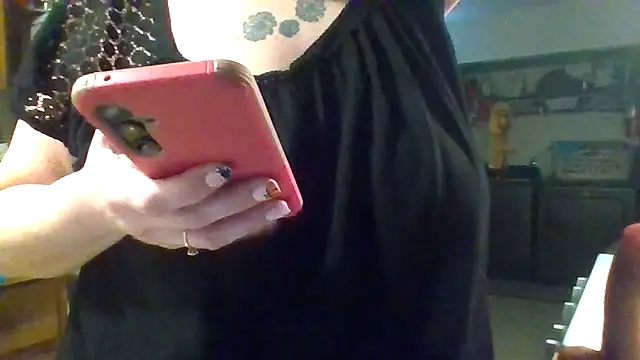 ScrawburryBBW online show from October 31, 2:45 am