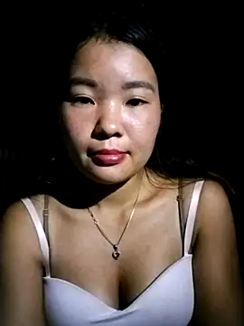 Snapshot of lylylove chatting on September 16, 1:23 pm lylylove online show from September 16, 1:23 pm