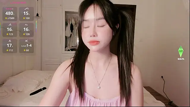 Snapshot of strawberry-ni chatting on October 21, 10:05 am strawberry-ni online show from October 21, 10:05 am