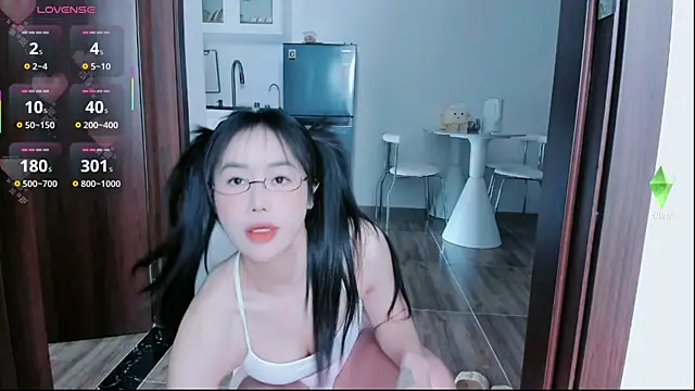 Snapshot of strawberry-ni chatting on October 27, 3:21 am strawberry-ni online show from October 27, 3:21 am